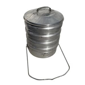 Vintage Regal Aluminum Stacking 5 Piece Picnic Set - HN